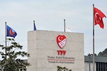 കള്ളക്കളി! തുർക്കിയിലെ 357 ഫുട്ബോൾ റഫറിമാരിൽ 149 പേരെ വാതുവെയ്പ്പിന് സസ്പെൻഡ് ചെയ്തു