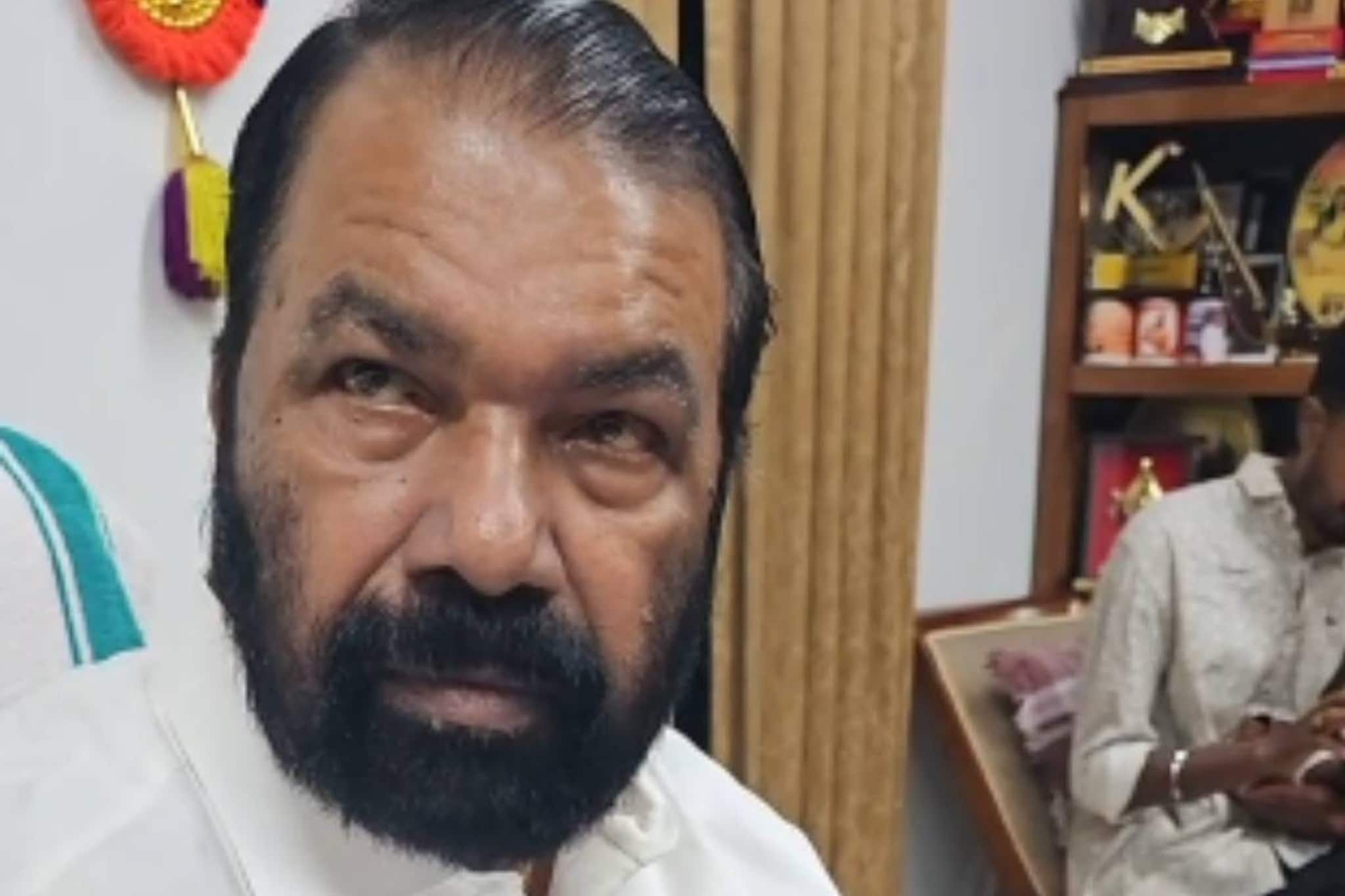 'നമ്മളൊന്നും മണ്ടൻമാരല്ല, തിരഞ്ഞെടുപ്പായതിനാൽ കൂടുതൽ പറയുന്നില്ല' സിപിഐയെ വിമർശിച്ച് മന്ത്രി ശിവൻകുട്ടി