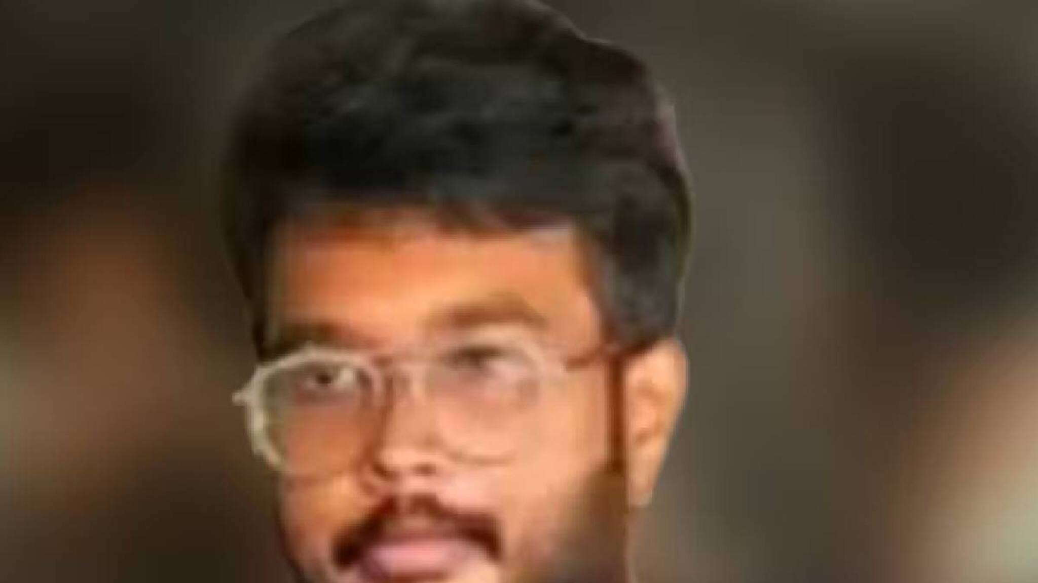 ആഡംബര ബൈക്ക് വാങ്ങാനുള്ള പണത്തിനായി മാതാപിതാക്കളെ ആക്രമിച്ച മകൻ പിതാവിന്റെ അടിയേറ്റു മരിച്ചു