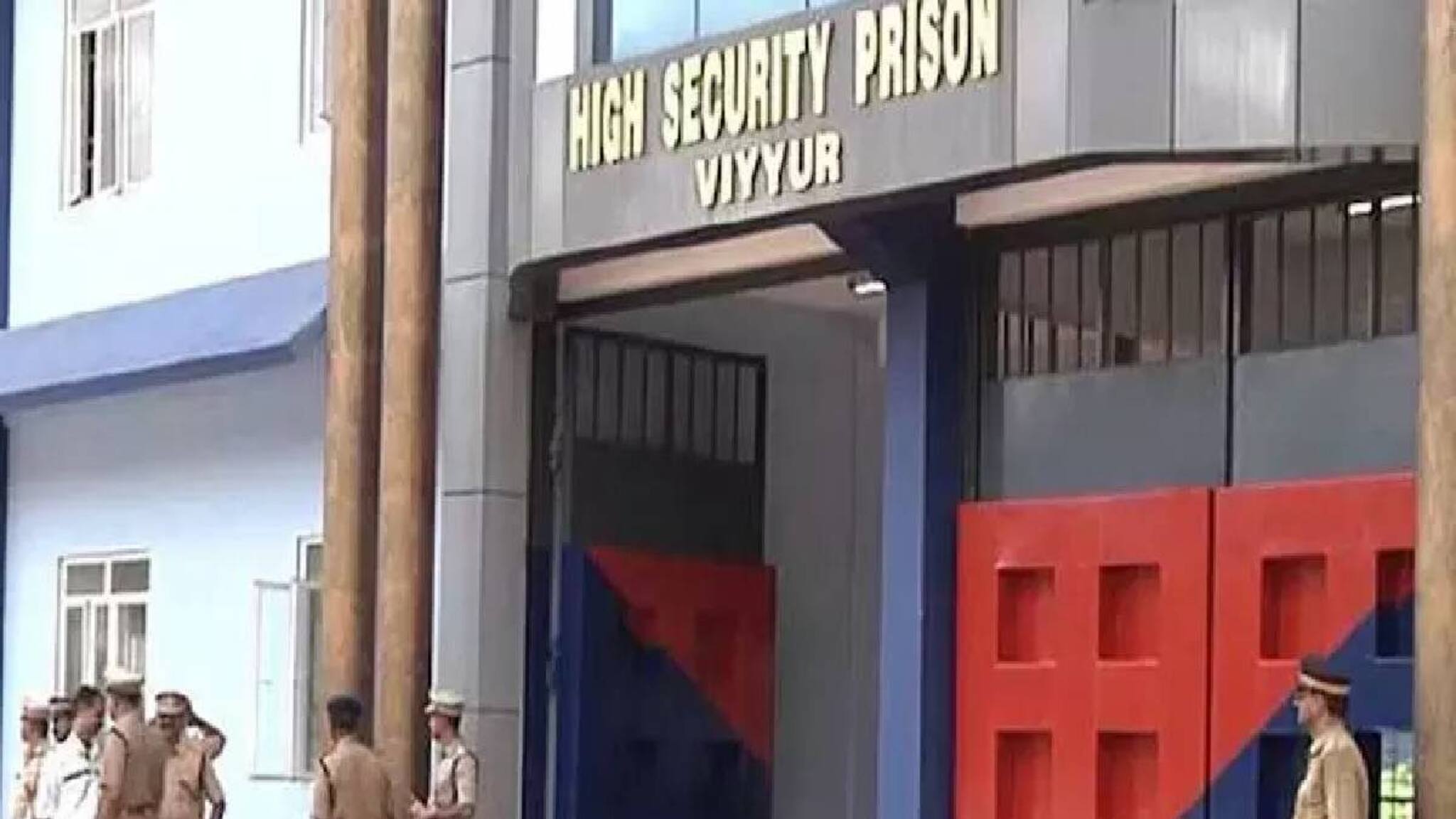 സെല്ലിനുള്ളിൽ കയറാൻ ആവശ്യപ്പെട്ടതിന് കോയമ്പത്തൂർ സ്ഫോടനക്കേസ് പ്രതി വിയ്യൂർ ജയിൽ ഉദ്യോ​ഗസ്ഥനെ മർദിച്ചു