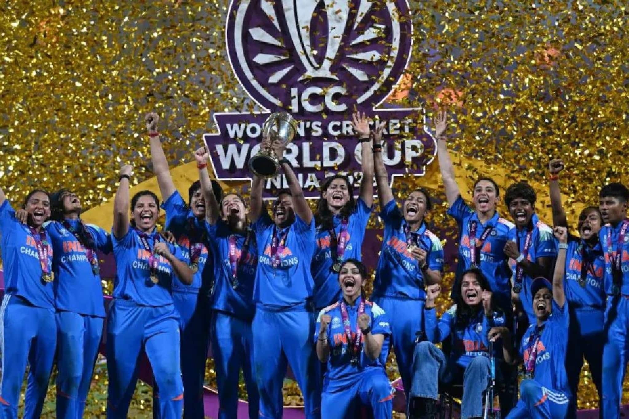 'ഒത്തൊരുമയുടെയും സ്ഥിരോത്സാഹത്തിന്റെയും വിജയം'; വനിതാ ലോകകപ്പ് നേടിയ ഇന്ത്യന്‍ ടീമിനെ അഭിനന്ദിച്ച് പ്രധാനമന്ത്രി മോദി