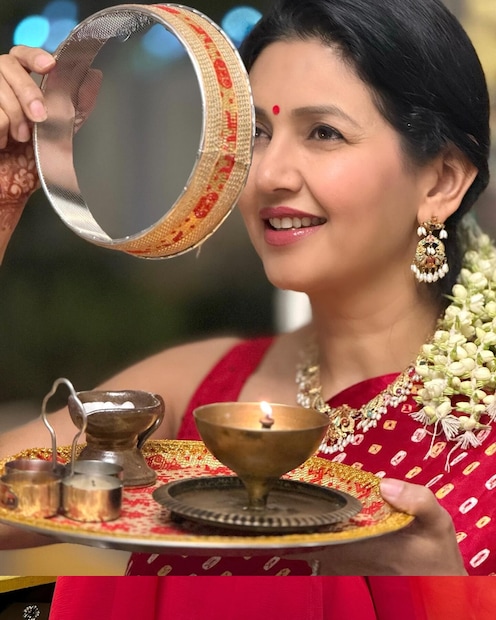 Dharmendra family, Bollywood actors, Deepthi Pathnakar, Sunny Deol, Bobby Deol, Esha Deol, Abhay Deol, ദീപ്തി ഭട്നാഗർ,Deepti Bhatnagar,ധർമേന്ദ്രയുടെ മരുമകൾ, Dharmendra's niece, ദീപ്തി ഭട്നാഗർ മോഡൽ,Deepti Bhatnagar model,ദീപ്തി ഭട്നാഗർ വ്ലോഗർ,Deepti Bhatnagar vlogger, മുസാഫിർ ഹൂൺ യാരോൺ,Musafir Hoon Yaaron,ദീപ്തി ഭട്നാഗർ രൺദീപ് ആര്യ,Deepti Bhatnagar Randeep Arya,മിസ് ഇന്ത്യ 18 വയസ്,Miss India 18 years,18-ാം വയസിൽ മിസ് ഇന്ത്യ, 90 രാജ്യങ്ങളിൽ യാത്ര ചെയ്ത നടി,സിനിമ വിട്ട് വ്ലോഗറായി ,Deepti Bhatnagar, actress Deepti Bhatnagar, Deepti Bhatnagar viral, Deepti Bhatnagar latest, Deepti Bhatnagar photos, Deepti Bhatnagar dharmendra, Deepti Bhatnagar cinema , Deepti Bhatnagar vlog