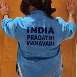 സിനിമയിൽ നിന്നും കായിക മേഖലയിലേക്ക്; 49-ാം വയസ്സിൽ ഇന്ത്യയ്ക്കായി 4 മെഡലുകൾ നേടിയ നടി!