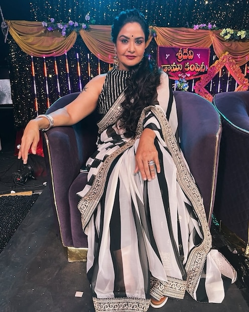 pragathi mahavadi, actress pragathi mahavadi, pragathi mahavadi age, pragathi mahavadi powerlifiting , pragathi mahavadi movies, pragathi mahavadi viral , pragathi mahavadi latest, pragathi mahavadi medals, pragathi mahavadi, Asian Open Masters Championship, pragathi husband, pragathi children, pragathi last movie, നടി പ്രഗതി പവർലിഫ്റ്റിംഗ്, Actress Pragathi Powerlifting,നടി പ്രഗതി,പ്രഗതി വൈറൽ , പ്രഗതി ലേറ്റസ്റ്റ് , പ്രഗതി ഫോട്ടോസ് , പ്രഗതി മെഡൽ , പ്രഗതി സിനിമകൾ , പ്രഗതി ഭര്ത്താവ് , പ്രഗതി മക്കൾ , 49-ാം വയസ്സിൽ ഇന്ത്യയ്ക്കായി 4 മെഡലുകൾ,  4 മെഡലുകൾ, കായിക മേഖല,പവർലിഫ്റ്റിംഗ്,പ്രഗതി സ്വർണ്ണ മെഡൽ,Pragathi Gold Medal,49 വയസ്സിൽ മെഡൽ,Medal at 49 Years,ഏഷ്യൻ ഓപ്പൺ മാസ്റ്റേഴ്‌സ്Asian Open Masters Championship,തുർക്കി പവർലിഫ്റ്റിംഗ്,	Turkey Powerlifting,തെന്നിന്ത്യൻ നടി, കായികരംഗം,	South Indian Actress, Sports,Pragathi achievements, Indian actress Pragathi, powerlifting championship, age is just a number, Tamil cinema, Telugu cinema, Asian Open Powerlifting