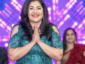 അന്ന് മോഹൻലാലിന്റെ നായിക; ഒൻപതു വർഷമായി സിനിമയിലില്ലാത്ത നടിയുടെ ഇപ്പോഴത്തെ ലുക്ക് അന്ന് മോഹൻലാലിന്റെ നായിക; ഒൻപതു വർഷമായി സിനിമയിലില്ലാത്ത നടിയുടെ ഇപ്പോഴത്തെ ലുക്ക്