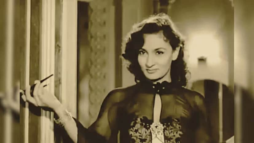Nadira, Nadira actress, Hindi cinema, Shree 420, Bollywood vamp, Mehboob Khan, Florence Ezekiel, Indian film history,നാദിറ, നാദിറ നടി, ഹിന്ദി സിനിമ, ശ്രീ 420, ബോളിവുഡ് വാമ്പ്, മെഹബൂബ് ഖാൻ, ഫ്ലോറൻസ് എസെക്കിയൽ, ഇന്ത്യൻ ചലച്ചിത്ര ചരിത്രം, Nadira actress,first Indian actor Rolls Royce,Shree 420 career impact,Nadira biography,Bollywood vamp roles,Nadira last film Josh,Shah Rukh Khan,Aishwarya Rai Bachchan, Nadira, Nadira life story, bollywood vamp, bollywood golden age, Raj Kapoor, Shree 420, Jaya Bachchan, Shah Rukh Khan, Aisharya Rai, Nadira, v life story, hindi cinema vamp life story,  Nadira news,  Nadira update,  Shree 420 film,നദിറ, നടി നദിറ, നദിറ വൈറൽ ,നദിറ ഫോട്ടോസ് , നദിറ സിനിമകൾ , നദിറ ഭർത്താവ് , നദിറ ജീവിതകഥ , നദിറ , 10-ാം വയസിൽ സിനിമയിൽ,രണ്ട് തവണ വിവാഹബന്ധം,റോൾസ് റോയ്‌,ആദ്യ ഇന്ത്യൻ നടി