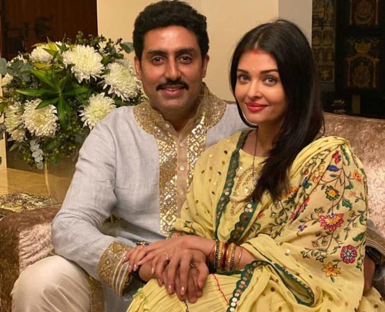 ഐശ്വര്യയും അഭിഷേക് ബച്ചനും 14കാരിയായ മകൾ ആരാധ്യ ബച്ചന്റെ മാതാപിതാക്കളാണ്. മകൾ സോഷ്യൽ മീഡിയയിൽ ഇല്ല എന്ന വിവരം ഐശ്വര്യ റായ് അടുത്തിടെ വ്യക്തമാക്കിയിരുന്നു. ആരാധ്യയുടെ പേരിൽ പ്രചരിക്കുന്നതെല്ലാം വ്യാജ അക്കൗണ്ടുകളാണ്. 