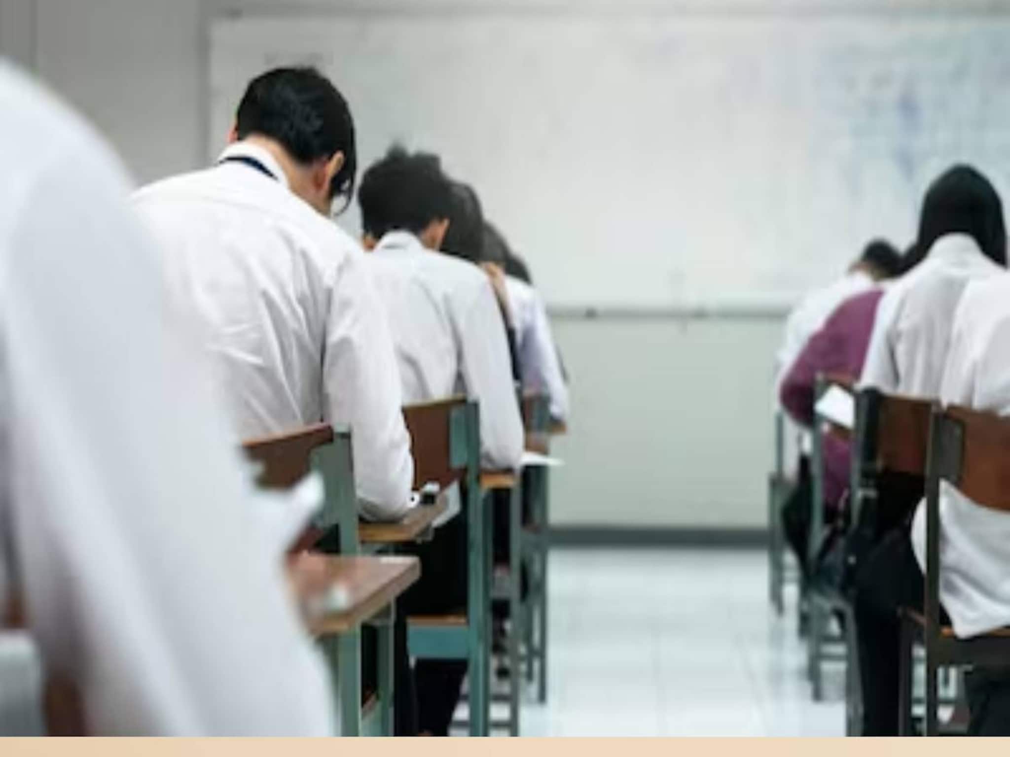 4 കിലോ അരിക്ക് 420 രൂപയാണെങ്കില്‍ 12 കിലോയ്ക്ക് എത്ര വില? കണക്ക് പരീക്ഷയിലെ ചോദ്യത്തെച്ചൊല്ലി യുപിയില്‍ വിവാദം