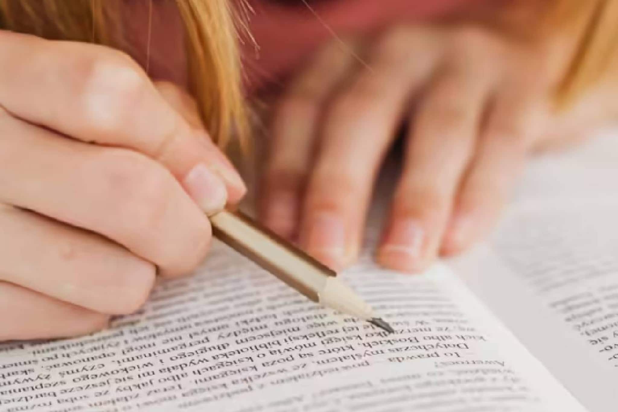 വിദ്യാർത്ഥികൾക്ക് വിജയത്തിനായി പുതുവർഷത്തിൽ എളുപ്പത്തിൽ പാലിക്കാൻ കഴിയുന്ന 6 തീരുമാനങ്ങൾ വിദ്യാർത്ഥികൾക്ക് വിജയത്തിനായി പുതുവർഷത്തിൽ എളുപ്പത്തിൽ പാലിക്കാൻ കഴിയുന്ന 6 തീരുമാനങ്ങൾ