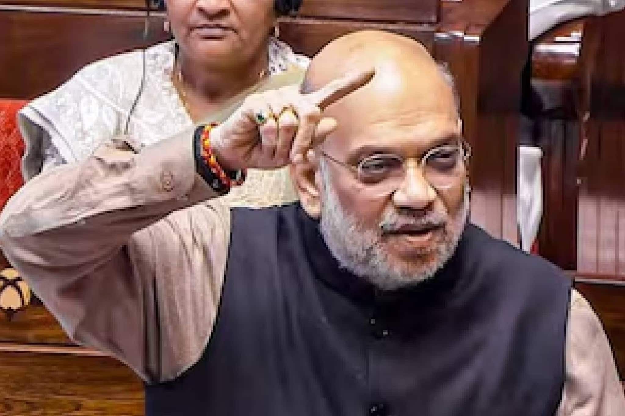 പ്രതിപക്ഷം വോട്ടിനായി നുഴഞ്ഞുകയറ്റക്കാരെ സംരക്ഷിക്കുന്നു:അമിത് ഷാ പ്രതിപക്ഷം വോട്ടിനായി നുഴഞ്ഞുകയറ്റക്കാരെ സംരക്ഷിക്കുന്നു:അമിത് ഷാ