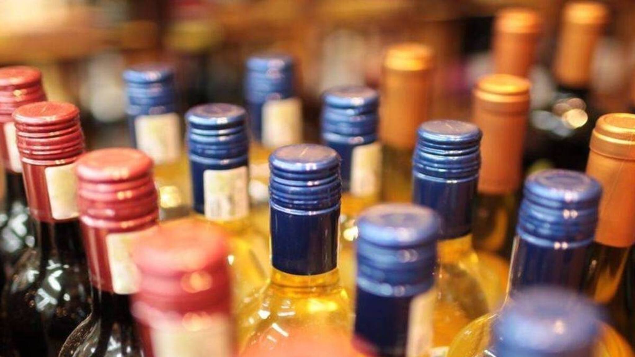 കൊച്ചി മെട്രോ സ്റ്റേഷനിൽ ഇനി പ്രീമിയം മദ്യവും; ബെവ്കോയുടെ സൂപ്പർ പ്രീമിയം ഔട്ട്ലെറ്റിന് തുടക്കം