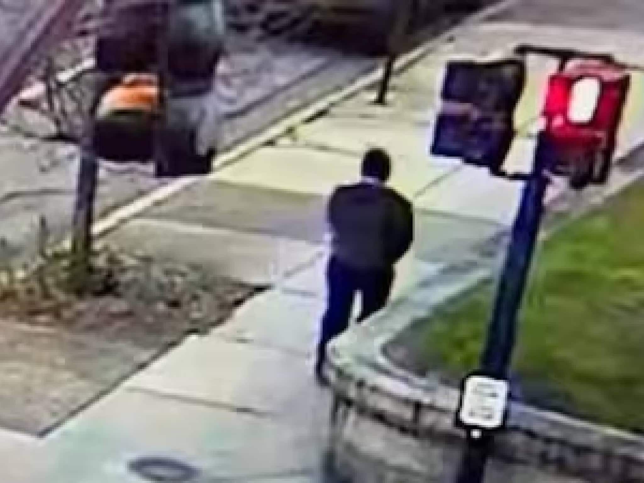 സര്‍വകലാശാല വെടിവെയ്പ്പ്; പ്രതിയെന്ന് സംശയിക്കുന്ന ആളെ സ്വയം വെടിവെച്ച്  മരിച്ചനിലയിൽ കണ്ടെത്തി