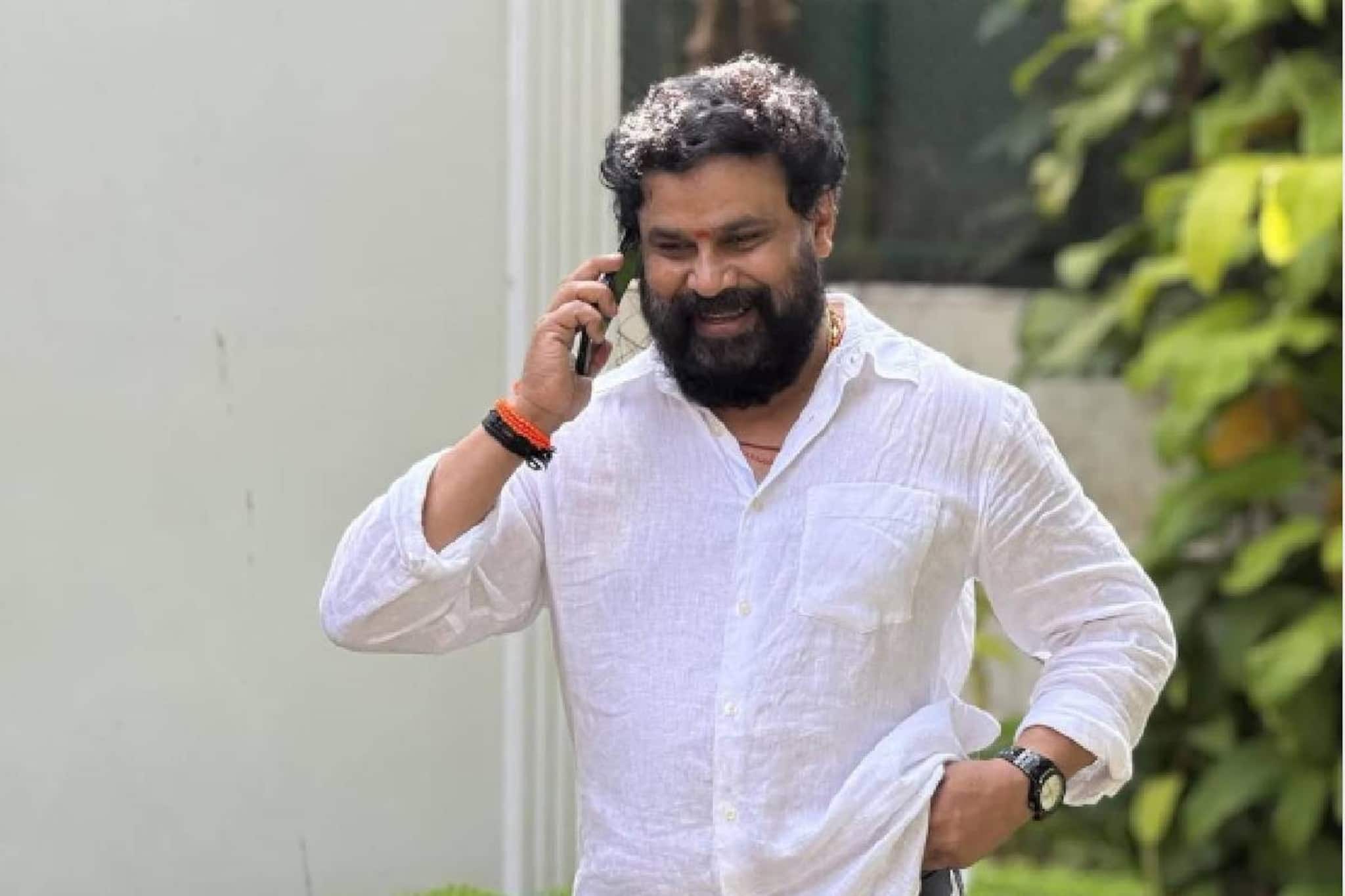 ദിലീപിനായി മറ്റൊരു വീട്ടിൽ എന്നും ചോറു വിളമ്പി കാത്തിരുന്ന അമ്മ; ആ കഥ പറയുന്ന മകൻ