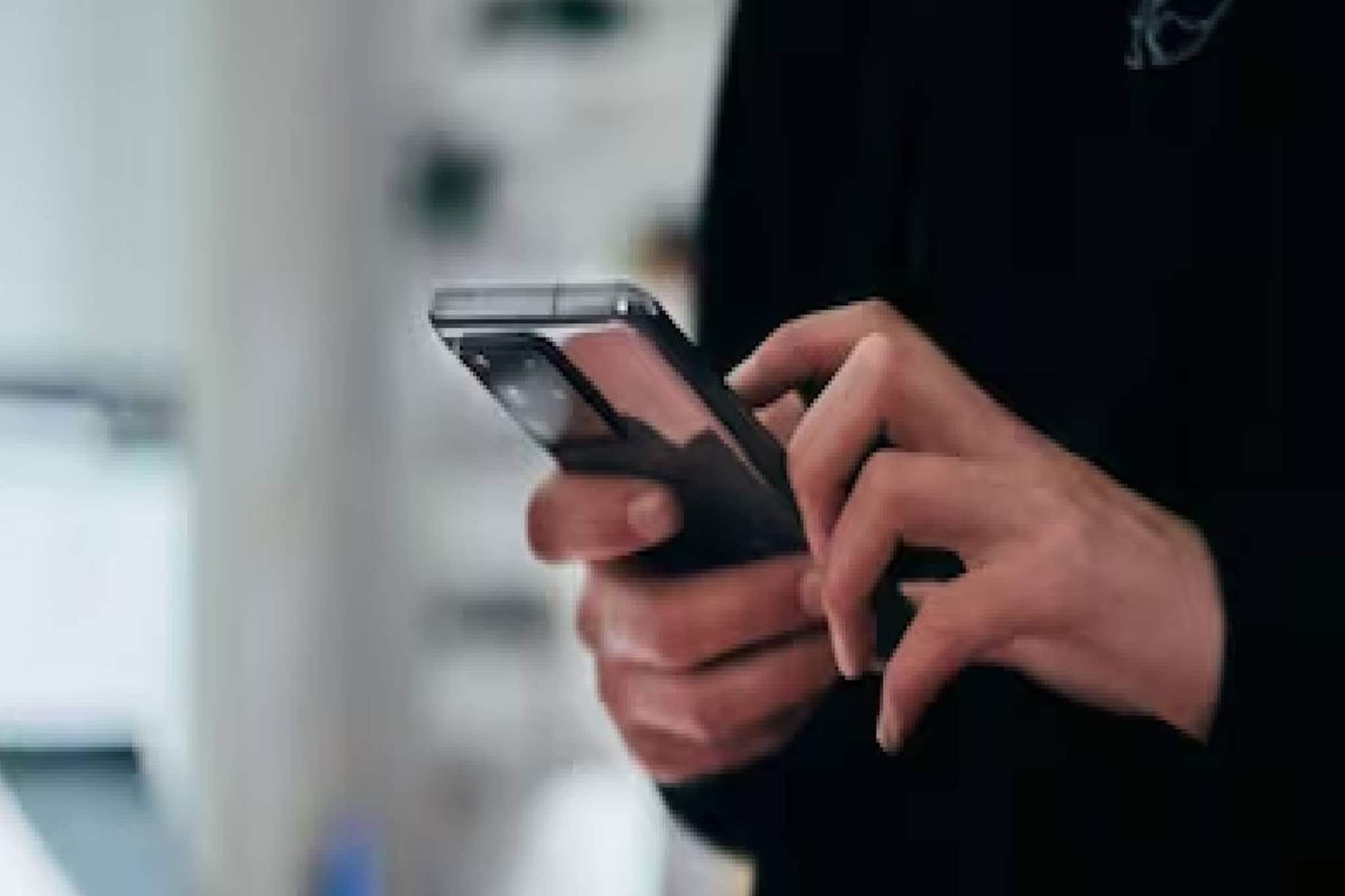 കന്നഡ അറിയില്ല! ബംഗളൂരുവിൽ 112  ഹെല്‍പ്പ്‌ലൈന്‍ നമ്പര്‍ രണ്ട് തവണ പ്രയോജനപ്പെട്ടു