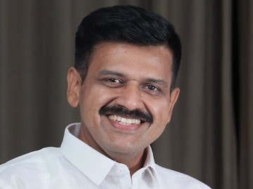 സന്ദീപ് വാര്യർ