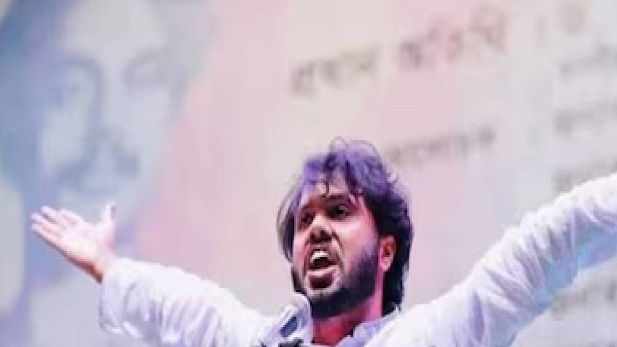 ബംഗ്ലാദേശില്‍ വീണ്ടും കലാപം ; കൊല്ലപ്പെട്ട ഷെരീഫ് ഒസ്മാന്‍ ഹാദി ആരാണ് ?