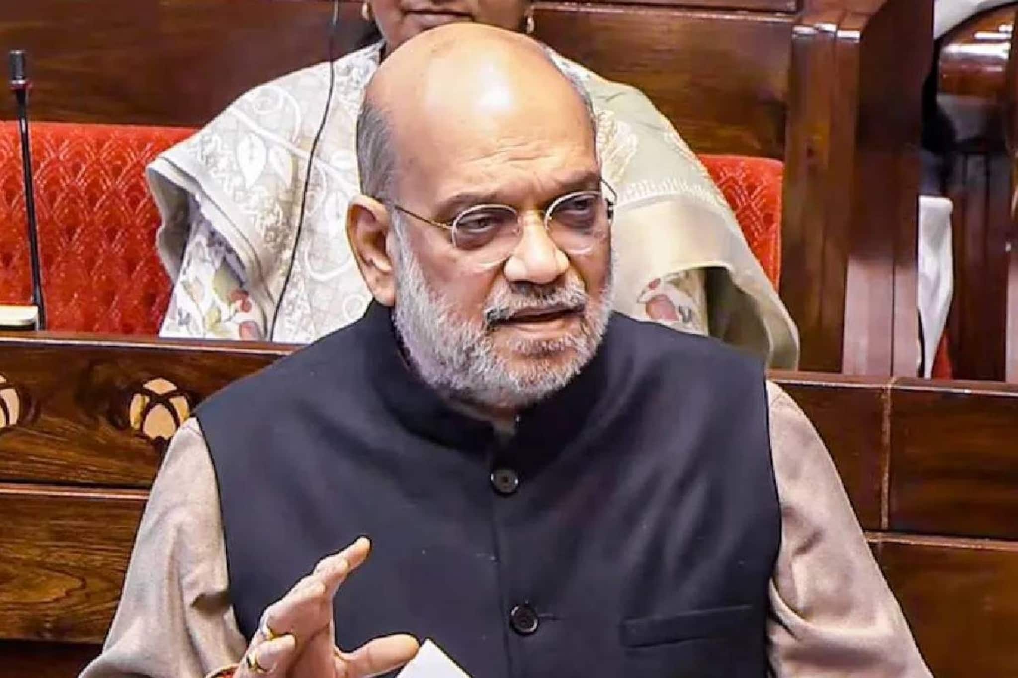 'വന്ദേമാതരത്തെ പ്രീണനത്തിനായി വെട്ടിച്ചുരുക്കിയില്ലായിരുന്നുവെങ്കിൽ ഇന്ത്യ വിഭജിക്കപ്പെടില്ലായിരുന്നു': അമിത് ഷാ 'വന്ദേമാതരത്തെ പ്രീണനത്തിനായി വെട്ടിച്ചുരുക്കിയില്ലായിരുന്നുവെങ്കിൽ ഇന്ത്യ വിഭജിക്കപ്പെടില്ലായിരുന്നു': അമിത് ഷാ