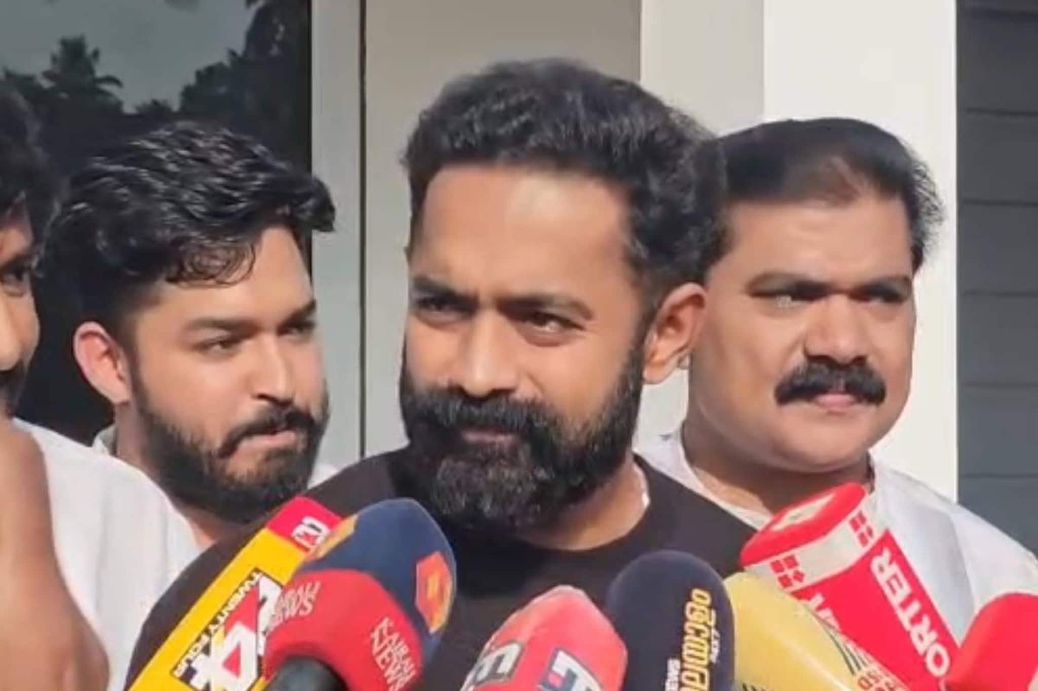 ‘എന്നും അതിജീവിതക്കൊപ്പം; നീതി കിട്ടണം; കോടതി വിധി മാനിക്കുന്നു’: ആസിഫ് അലി ‘എന്നും അതിജീവിതക്കൊപ്പം; നീതി കിട്ടണം; കോടതി വിധി മാനിക്കുന്നു’: ആസിഫ് അലി