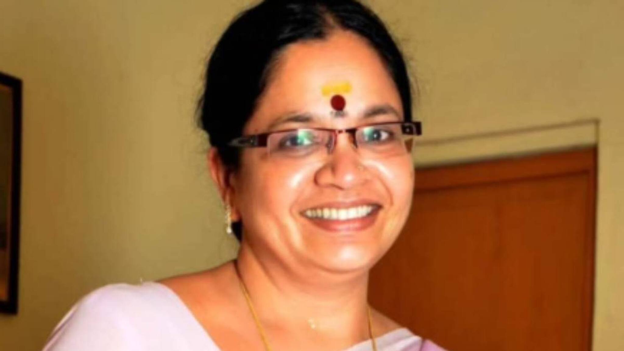 ദിലീപിനെ തിരിച്ചെടുക്കാനുള്ള‍ നീക്കം; ‘ഫെഫ്ക’യില്‍ നിന്ന് ഭാഗ്യലക്ഷ്മി രാജിവച്ചു