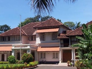 ക്ലിഫ് ഹൗസ്