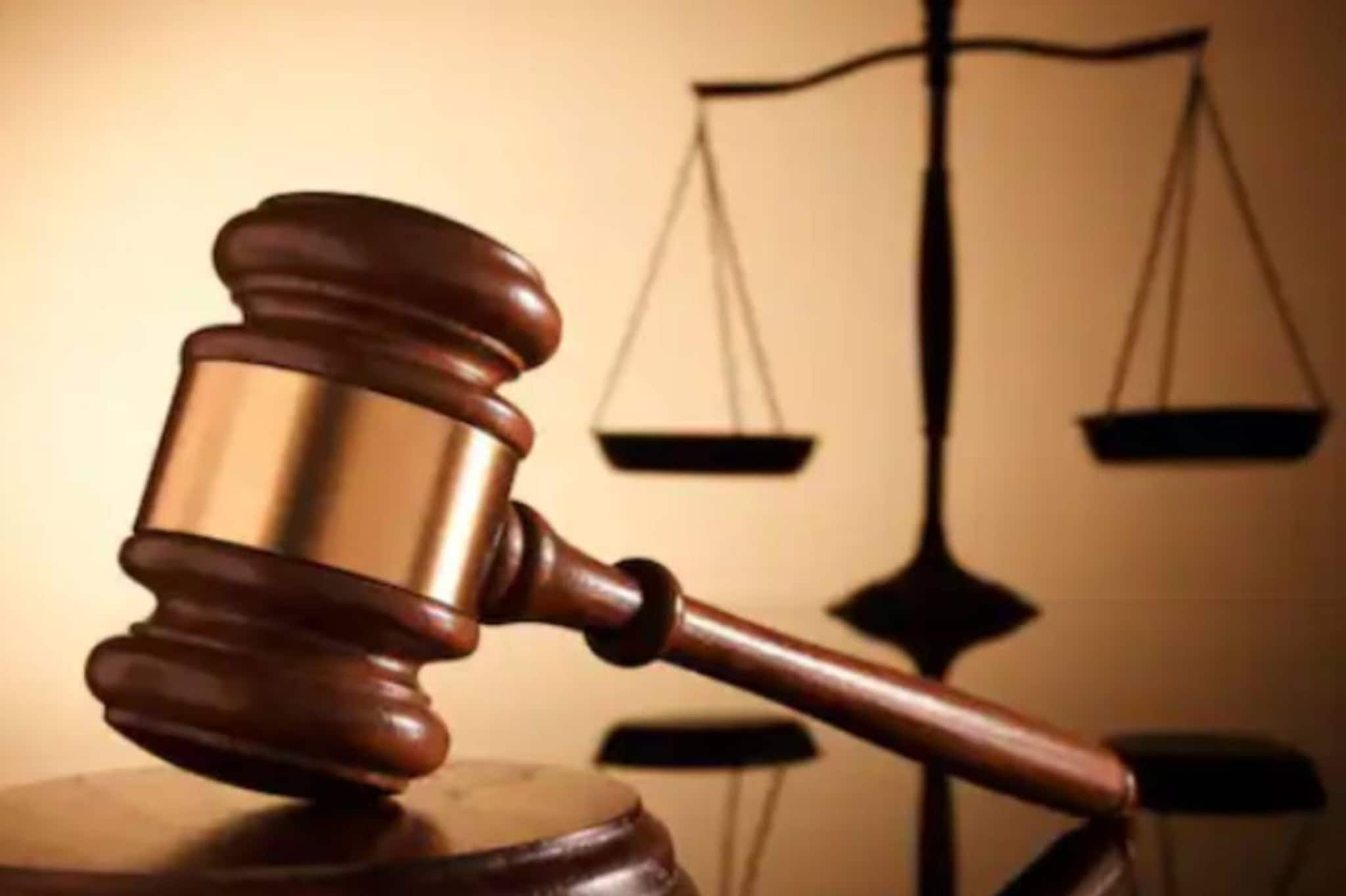 ഭൂതവും ഭാവിയും ചികഞ്ഞോളൂ; കോടതിയിൽ അച്ചടക്കം പാലിക്കണം; നടിയെ ആക്രമിച്ച കേസിലെ ജഡ്ജിയുടെ മുന്നറിയിപ്പ് ഭൂതവും ഭാവിയും ചികഞ്ഞോളൂ; കോടതിയിൽ അച്ചടക്കം പാലിക്കണം; നടിയെ ആക്രമിച്ച കേസിലെ ജഡ്ജിയുടെ മുന്നറിയിപ്പ്