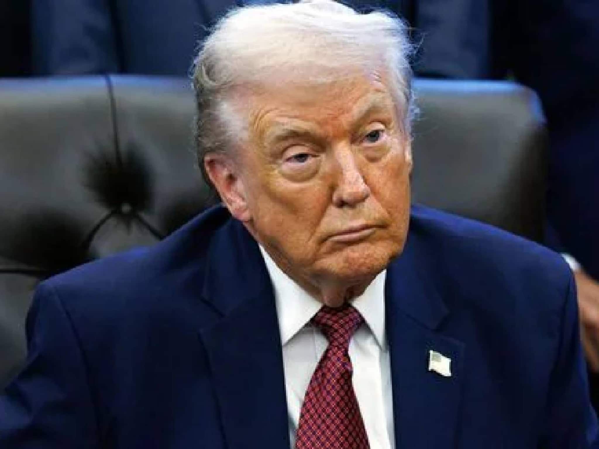 5 രാജ്യങ്ങൾക്ക് കൂടി ട്രംപിന്റെ യാത്രാ വിലക്ക്  ;  ലോകജനസംഖ്യയുടെ 5 ശതമാനത്തെ ഇനി യുഎസ് യാത്രാവിലക്ക് ബാധിക്കും