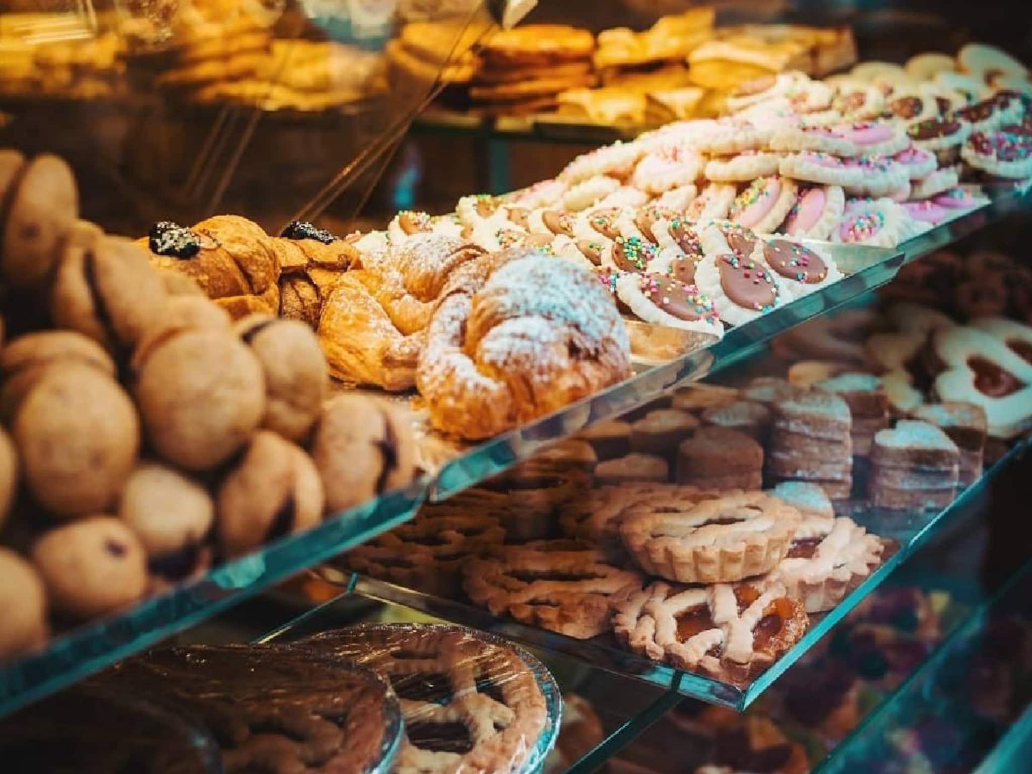 പഴകിയ ഭക്ഷ്യവസ്തുക്കളിൽ നിന്ന് ഫാസ്റ്റ്ഫുഡ് നിർമ്മിക്കുന്ന പയ്യോളിയിലെ സ്ഥാപനം അടപ്പിച്ചു പഴകിയ ഭക്ഷ്യവസ്തുക്കളിൽ നിന്ന് ഫാസ്റ്റ്ഫുഡ് നിർമ്മിക്കുന്ന പയ്യോളിയിലെ സ്ഥാപനം അടപ്പിച്ചു