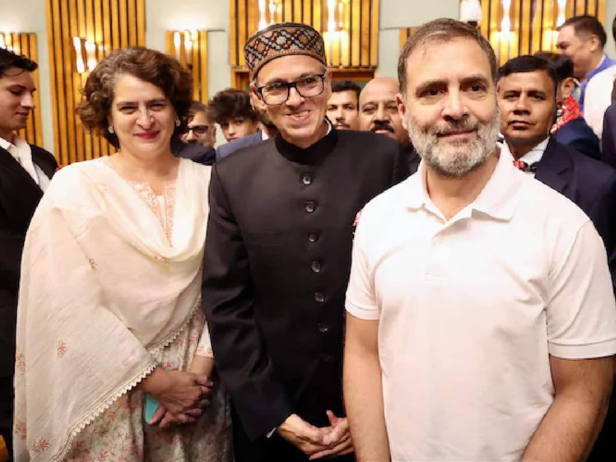 കോൺഗ്രസിന്റെ 'വോട്ട് ചോരി' INDI സഖ്യത്തിന് യാതൊരു ബന്ധവുമില്ലെന്ന് ഒമർ അബ്ദുള്ള കോൺഗ്രസിന്റെ 'വോട്ട് ചോരി' INDI സഖ്യത്തിന് യാതൊരു ബന്ധവുമില്ലെന്ന് ഒമർ അബ്ദുള്ള