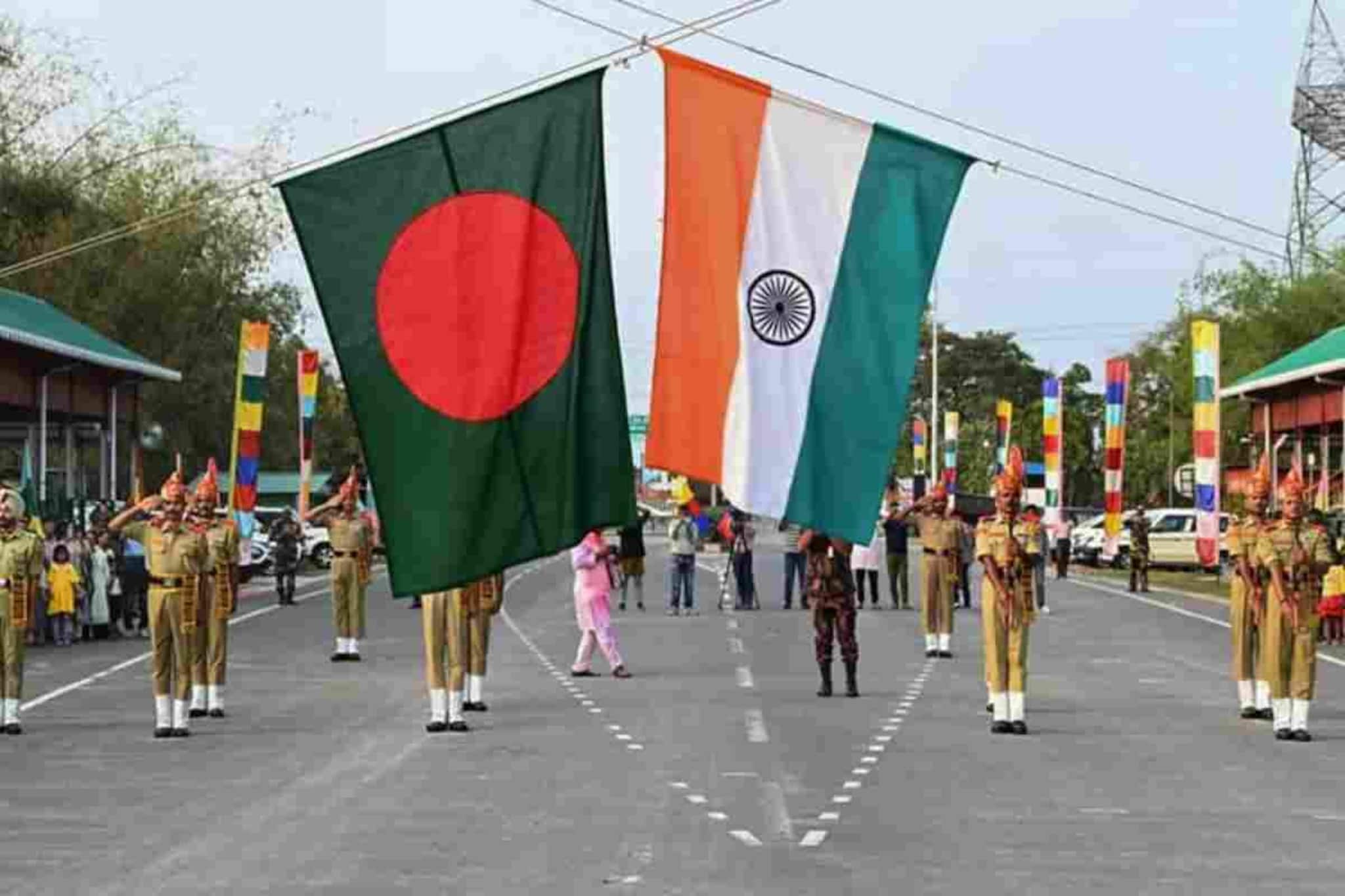 ബംഗ്ലാദേശ് ഹൈക്കമ്മീഷണറെ വിളിച്ചുവരുത്തി ഇന്ത്യ; 7 ദിവസത്തിനിടെ രണ്ടാം തവണ