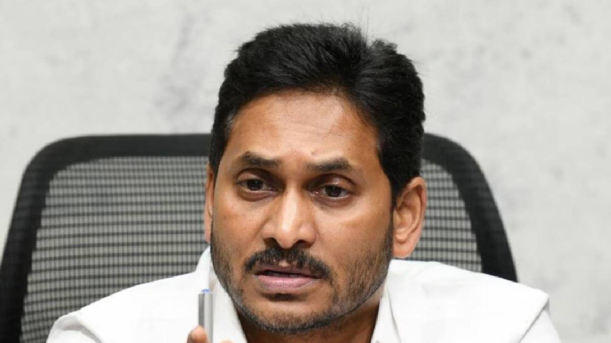 മുഖ്യമന്ത്രിയായിരിക്കെ ജഗന്‍മോഹന്‍ റെഡ്ഡി 5 വർഷം കൊണ്ട് വിമാന യാത്രയ്ക്ക് ചെലവഴിച്ചത് 222 കോടി രൂപ