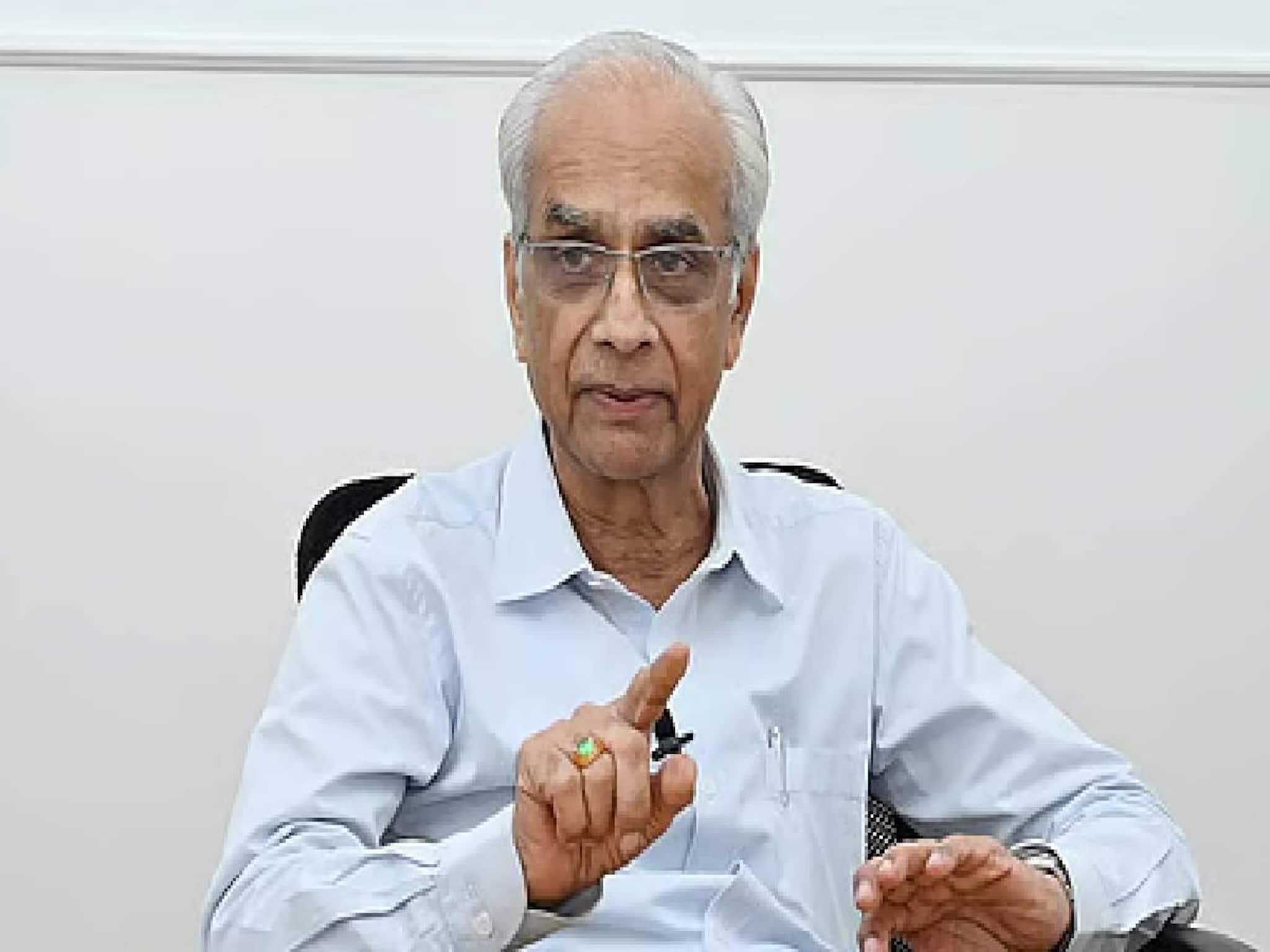 ഇരട്ടപ്പദവി ആരോപണത്തിൽ വിശദീകരണവുമായി ദേവസ്വം ബോർഡ് പ്രസിഡൻ്റ് കെ. ജയകുമാർ