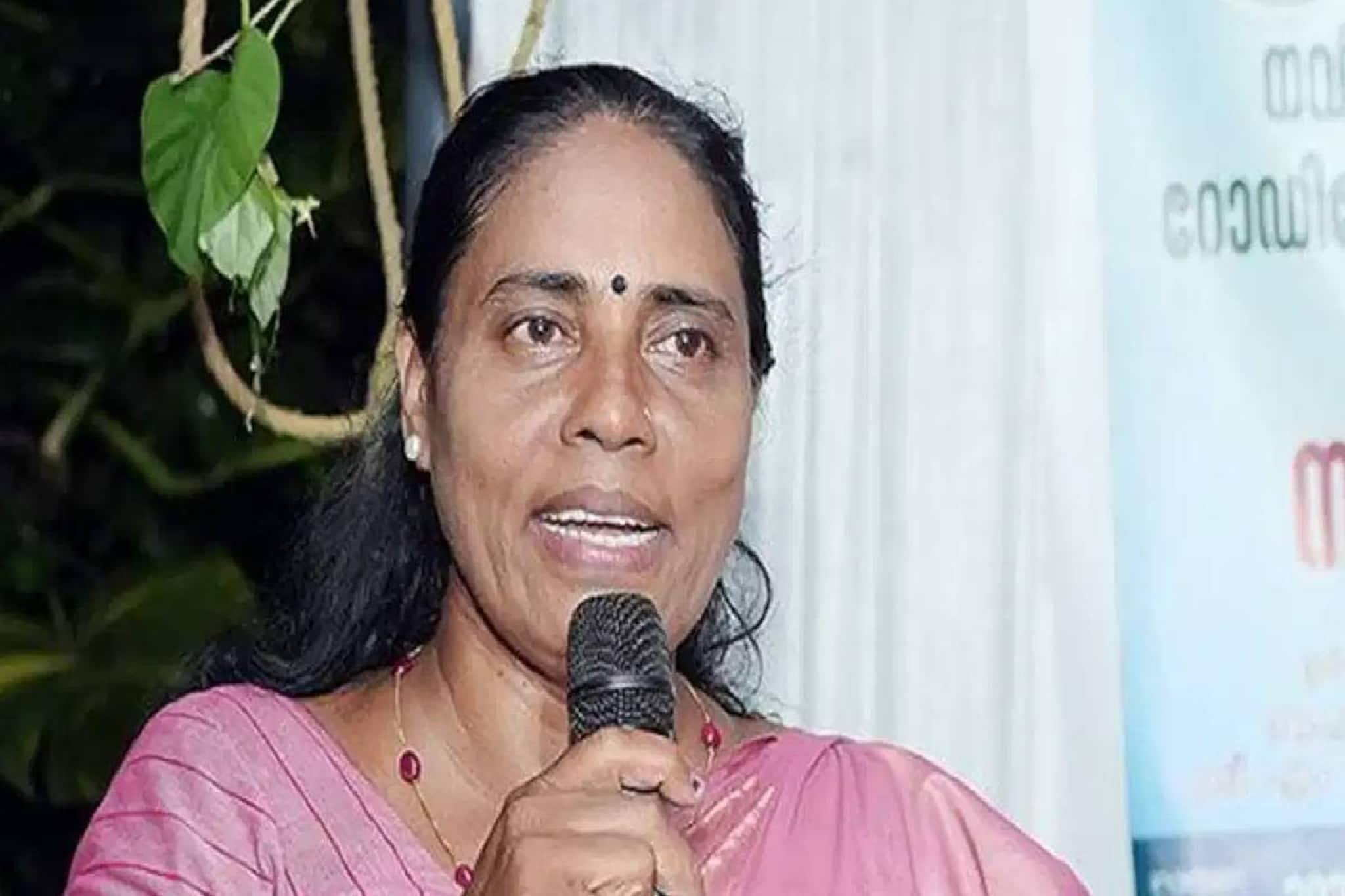 'ഭയന്ന് ഓടിപ്പോകില്ല; പണപ്പെട്ടി കണ്ടിട്ടില്ല': സസ്പെൻഷന് പിന്നാലെ നേതൃത്വത്തിനെതിരെ ലാലി ജെയിംസ്