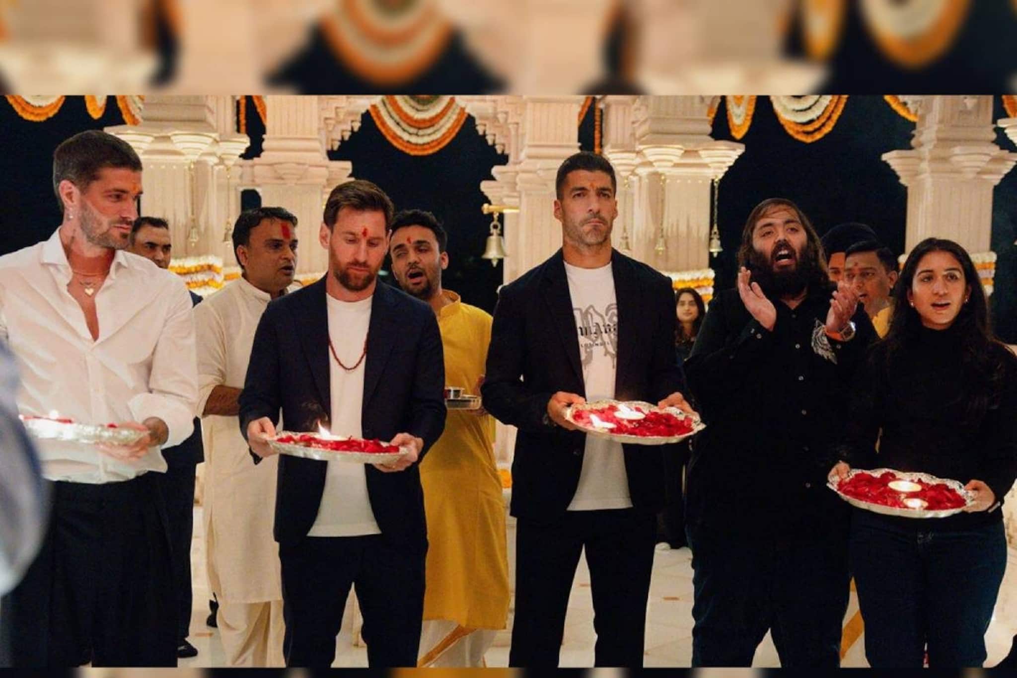 പ്രാർത്ഥനങ്ങളിൽ പങ്കെടുത്തു, മൃഗങ്ങളുമായി അടുത്തിടപഴകി; മെസിയുടെ വൻതാര സന്ദർശനത്തിന്റെ വീഡിയോ വൈറൽ പ്രാർത്ഥനങ്ങളിൽ പങ്കെടുത്തു, മൃഗങ്ങളുമായി അടുത്തിടപഴകി; മെസിയുടെ വൻതാര സന്ദർശനത്തിന്റെ വീഡിയോ വൈറൽ