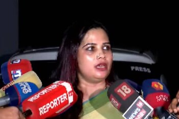 'രാഹുൽ മാങ്കൂട്ടത്തിൽ എനിക്കും മോശം സന്ദേശം അയച്ചു; ഇക്കാര്യം ഷാഫിയോട് പറഞ്ഞിരുന്നു': എം എ ഷഹനാസ്