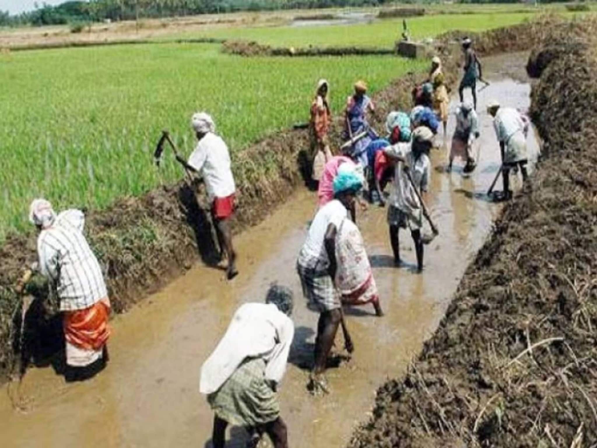 മഹാത്മാഗാന്ധി തൊഴിലുറപ്പ് പദ്ധതിയുടെ പേര് 'വിബിജി റാം ജി'; പുതിയ ബിൽ സഭയിൽ മഹാത്മാഗാന്ധി തൊഴിലുറപ്പ് പദ്ധതിയുടെ പേര് 'വിബിജി റാം ജി'; പുതിയ ബിൽ സഭയിൽ