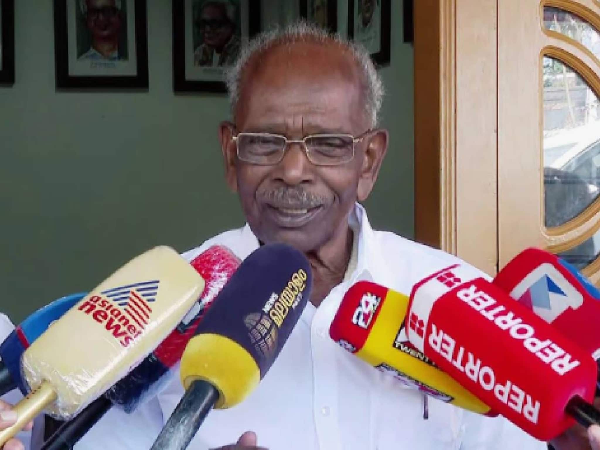 'ആനുകൂല്യം വാങ്ങി ശാപ്പാട് കഴിച്ചിട്ട് വോട്ടർമാരുടെ നന്ദികേട്'; എം.എം മണി 'ആനുകൂല്യം വാങ്ങി ശാപ്പാട് കഴിച്ചിട്ട് വോട്ടർമാരുടെ നന്ദികേട്'; എം.എം മണി