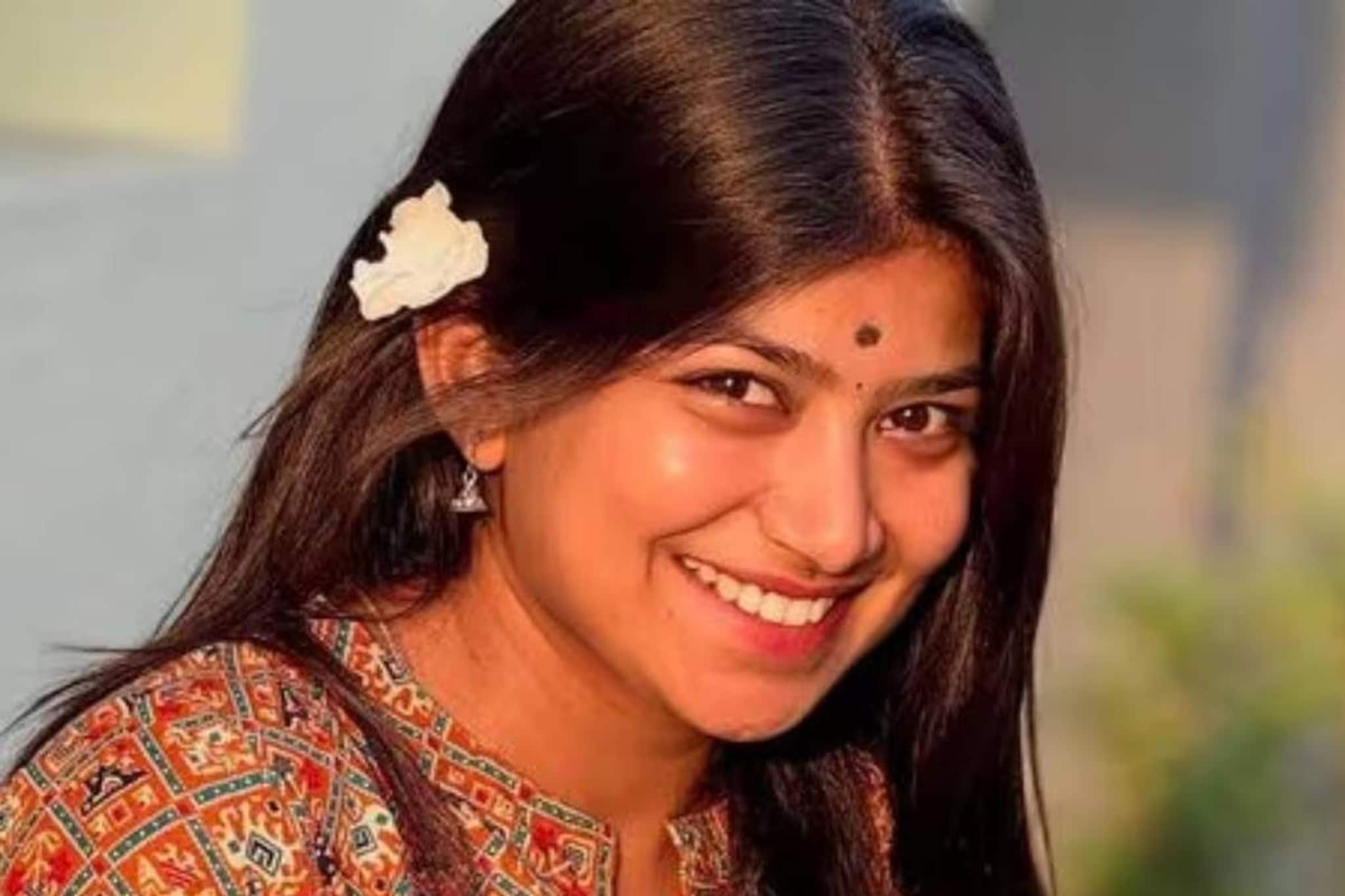 കന്നഡ-തമിഴ് സീരിയൽ നടി നന്ദിനി സി എം ജീവനൊടുക്കിയ നിലയിൽ; വിവാഹത്തിനായി സമ്മര്‍ദം ചെലുത്തിയെന്ന് കുറിപ്പിൽ പരാമർശം