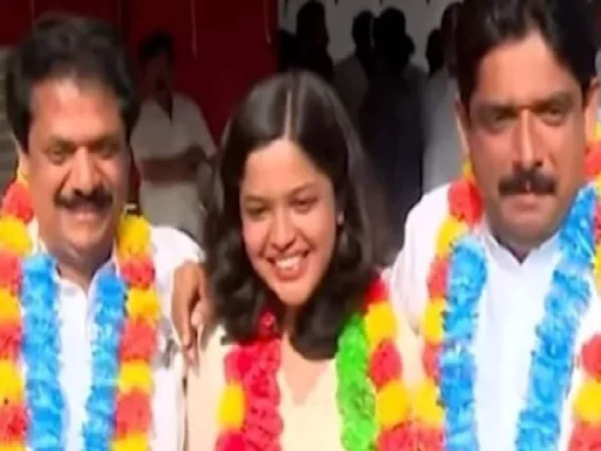 പാലാ നഗരസഭയിൽ തൊട്ടടുത്ത വാര്ഡുകളില് വിജയിച്ചത് ഒരു കുടുംബത്തിലെ മൂന്ന് പേർ പാലാ നഗരസഭയിൽ തൊട്ടടുത്ത വാര്ഡുകളില് വിജയിച്ചത് ഒരു കുടുംബത്തിലെ മൂന്ന് പേർ