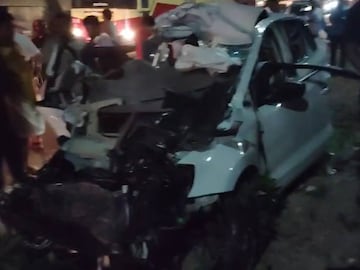 കൊല്ലം നിലമേലിൽ നടന്ന അപകടം കൊല്ലം നിലമേലിൽ നടന്ന അപകടം