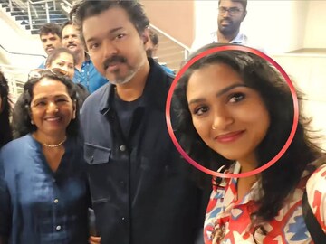 ശ്രദ്ധനേടി വിജയ്‌യുടെയും അമ്മയുടെയും ഒപ്പമുള്ള യുവതി; നടനുമായി അവർക്കുള്ള ബന്ധം ചർച്ചയാവുന്നു