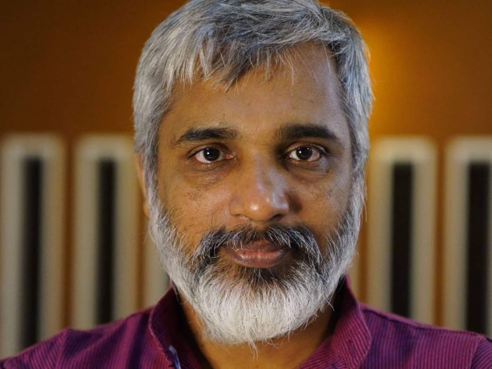 'അച്ചടക്ക ലംഘനം'; സീനിയർ CPO ഉമേഷ് വള്ളിക്കുന്നിനെ പോലീസില്‍ നിന്നും പിരിച്ചുവിട്ടു