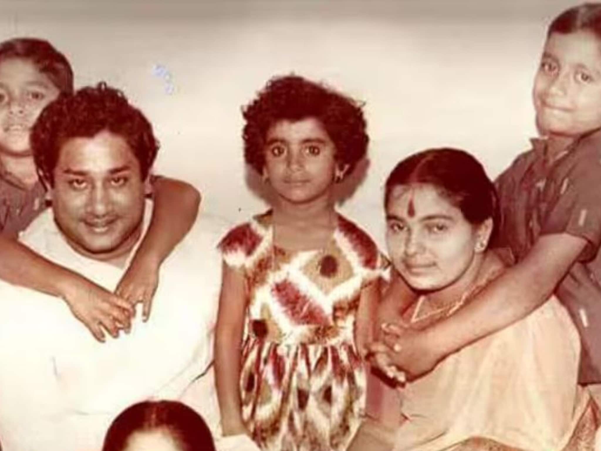 അച്ഛന്റെ സംസ്കാര ചടങ്ങിൽ പങ്കെടുക്കാൻ വിസമ്മതിച്ച ബോളിവുഡ് നടി