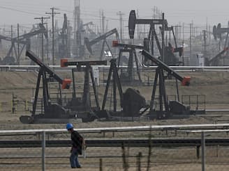 ലോകത്തിലെ ഏറ്റവും വലിയ എണ്ണശേഖരമുള്ള 10 രാജ്യങ്ങള്‍;  ഒന്നാം സ്ഥാനത്ത് വെനസ്വേല