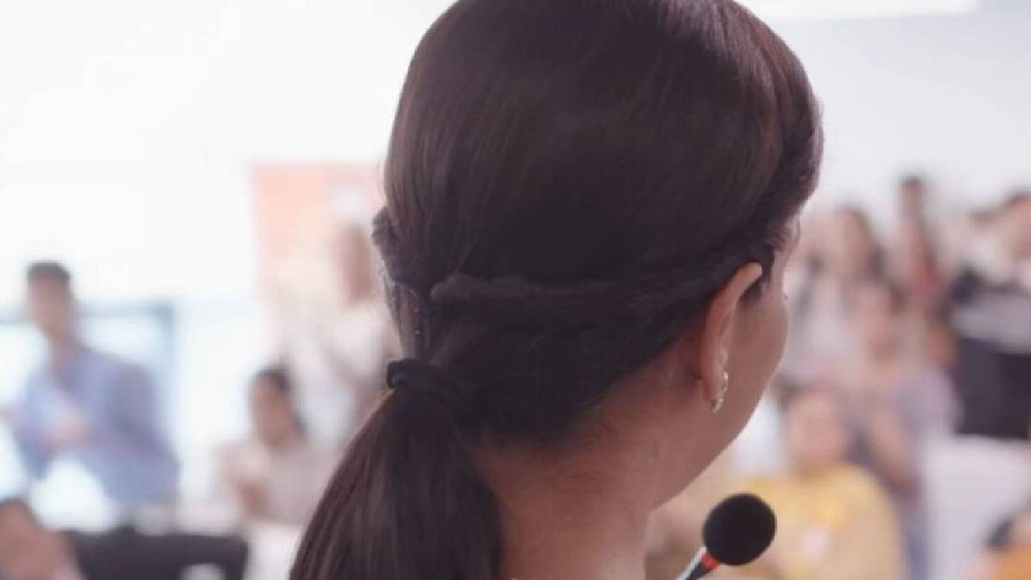 പഞ്ചനക്ഷത്ര ഹോട്ടലിലെ സെയിൽസ് ട്രെയിനി ആമിർ ഖാൻ ചിത്രത്തിലെ നായികയായി; 53-ാം വയസ്സിലും അവിവാഹിതയായി തുടരുന്ന നടി!