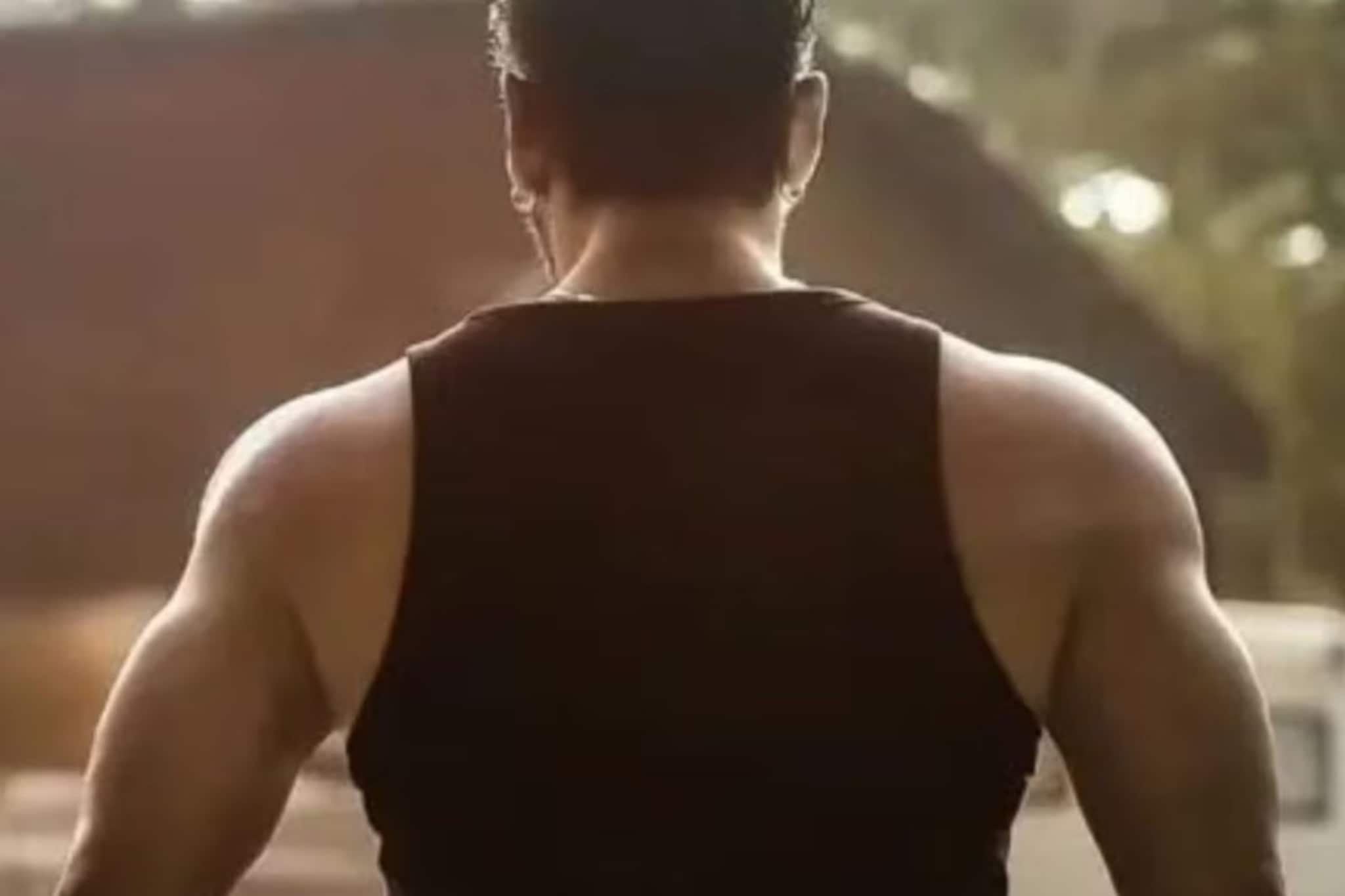 ഒരു സിനിമയ്ക്ക് 150 കോടി രൂപ പ്രതിഫലം; 2,900 കോടി രൂപയുടെ ആസ്തി; 60-ാം വയസിലും അവിവാഹിതനായി തുടരുന്ന നടൻ!