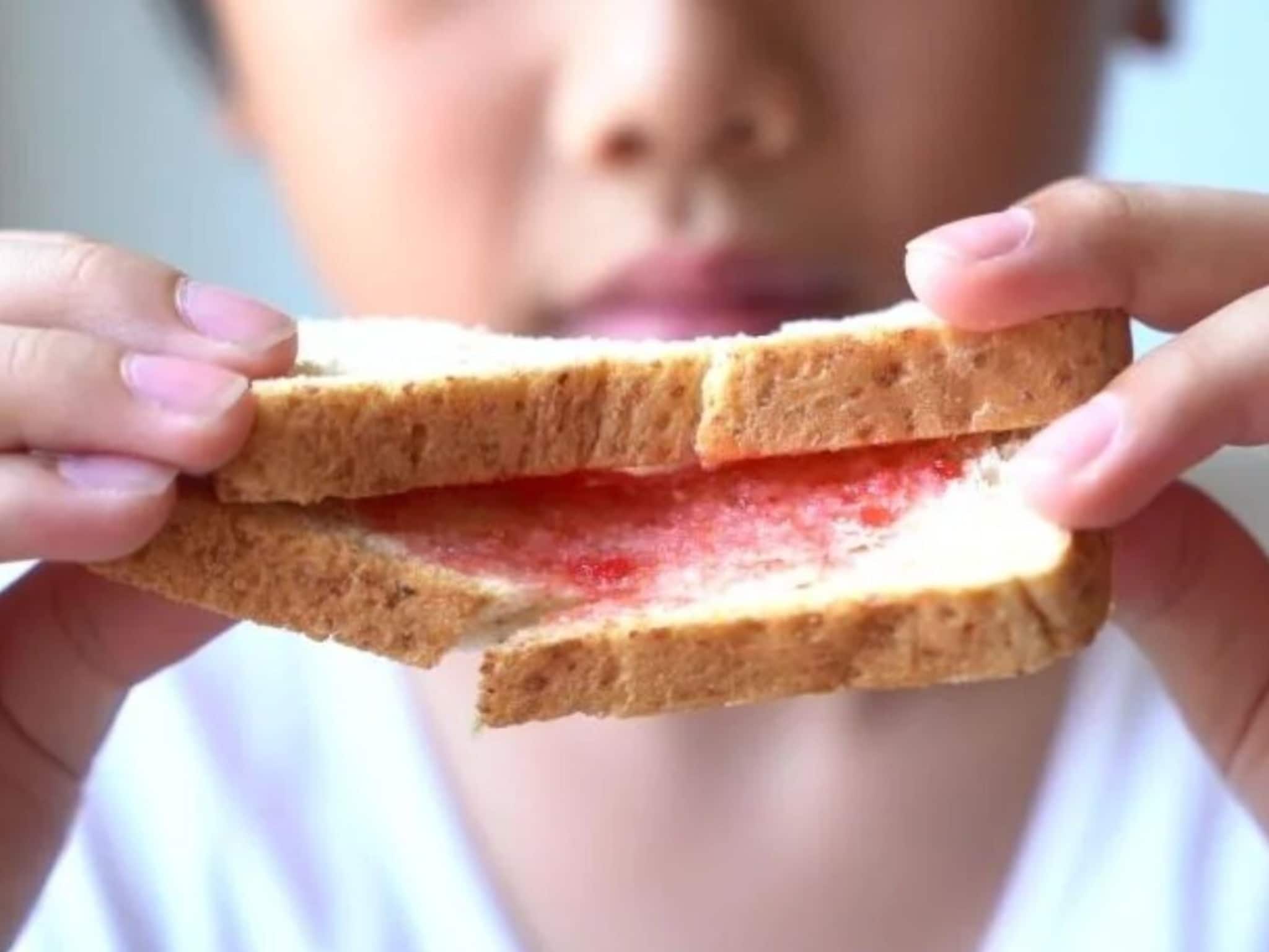 ഊർജ്ജസ്വലമായ ഒരു ദിവസം വേണോ? എങ്കിൽ പ്രഭാതഭക്ഷണത്തിൽ നിന്ന് ഈ വിഭവങ്ങൾ മാറ്റിക്കോളൂ