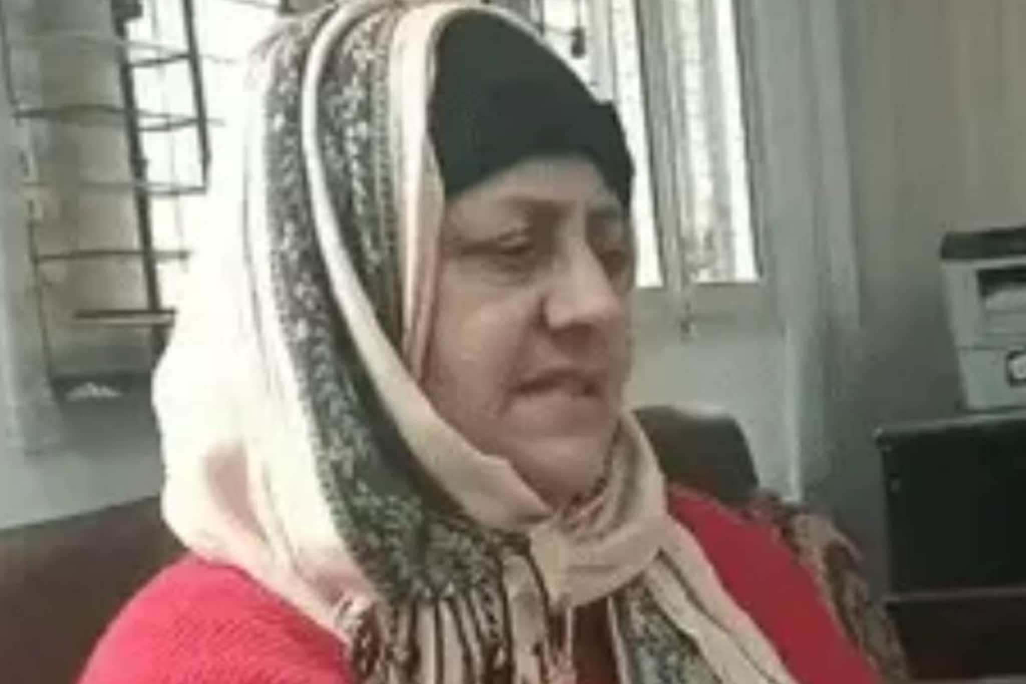 'ഹിന്ദുവായ നിങ്ങൾ ഇവിടെ പഠിപ്പിക്കരുത്'; മൂന്നുപതിറ്റാണ്ടായി വിവേചനവും പീഡനവും നേരിടുന്നതായി അലിഗഡ് സർവകലാശാലാ പ്രൊഫസർ 'ഹിന്ദുവായ നിങ്ങൾ ഇവിടെ പഠിപ്പിക്കരുത്'; മൂന്നുപതിറ്റാണ്ടായി വിവേചനവും പീഡനവും നേരിടുന്നതായി അലിഗഡ് സർവകലാശാലാ പ്രൊഫസർ