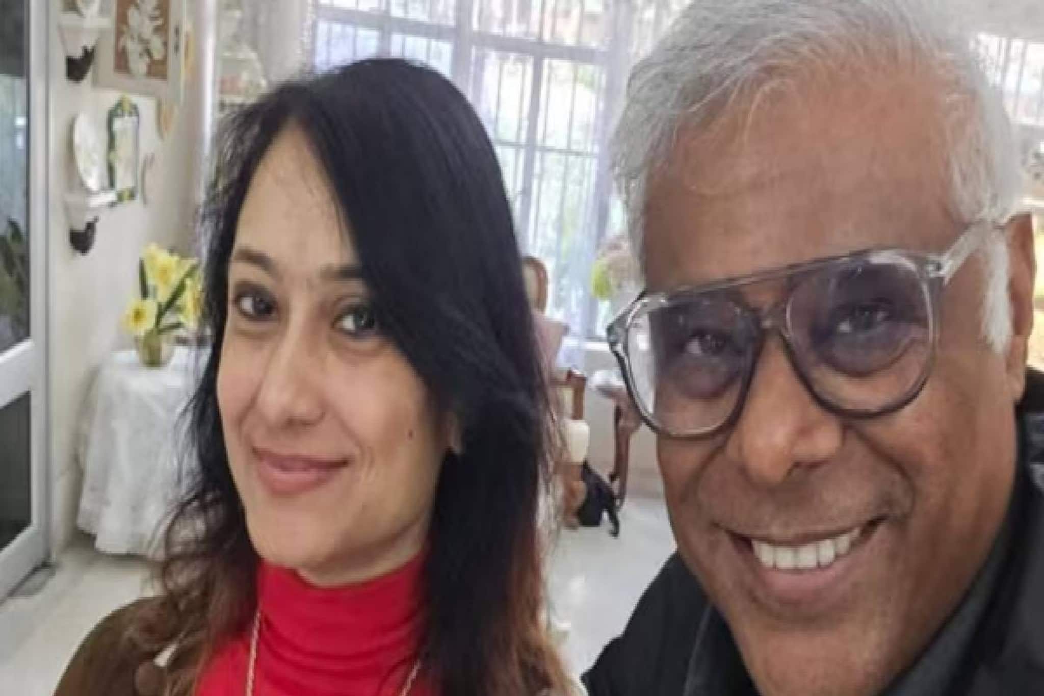 ബൈക്ക് ഇടിച്ച് നടൻ ആശിഷ് വിദ്യാർഥിക്കും ഭാര്യയ്ക്കും പരിക്ക്