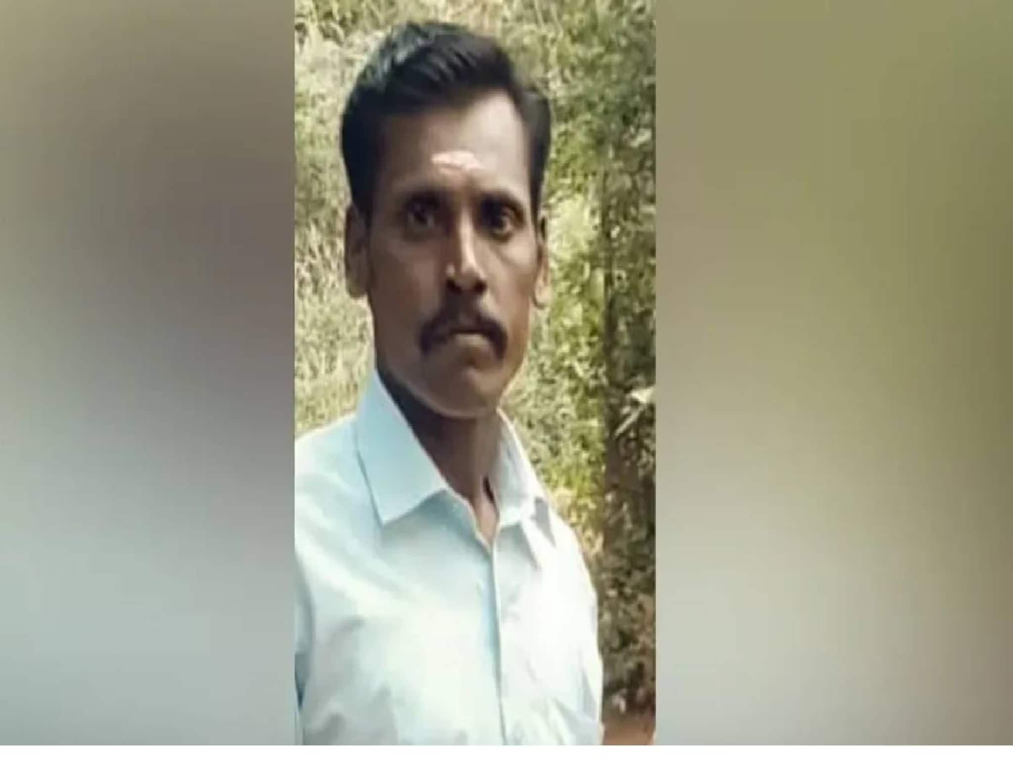 ആലത്തൂരിൽ വയോധികയ്ക്ക് നേരെ ലൈംഗികാതിക്രമം നടത്തിയ ബിജെപി പ്രവർത്തകൻ പിടിയിൽ ആലത്തൂരിൽ വയോധികയ്ക്ക് നേരെ ലൈംഗികാതിക്രമം നടത്തിയ ബിജെപി പ്രവർത്തകൻ പിടിയിൽ