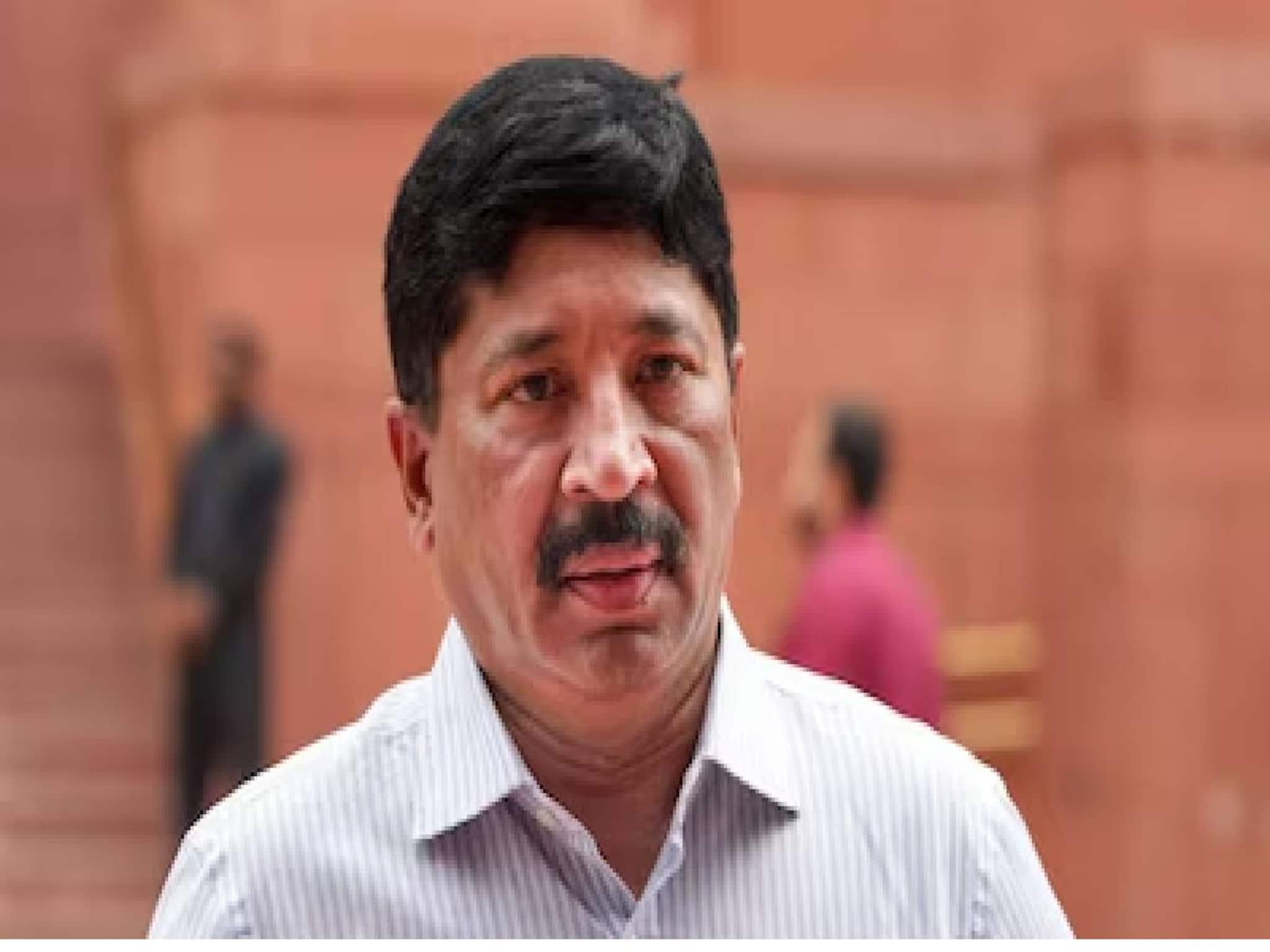 'വടക്കേ ഇന്ത്യയില്‍ പെണ്‍കുട്ടികള്‍ വീട്ടു ജോലി ചെയ്യുന്നു; ഞങ്ങൾ പഠിക്കാന്‍ വിടുന്നു'; ഡിഎംകെ എംപി ദയാനിധി